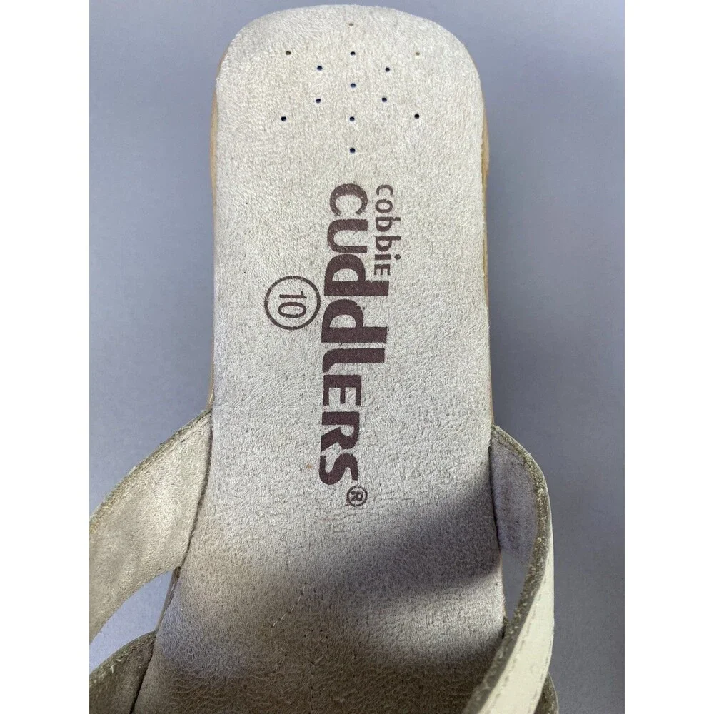 COBBIE CUDDLERS Size 10 Womens Creme Sandal Shoe Open Toe 3